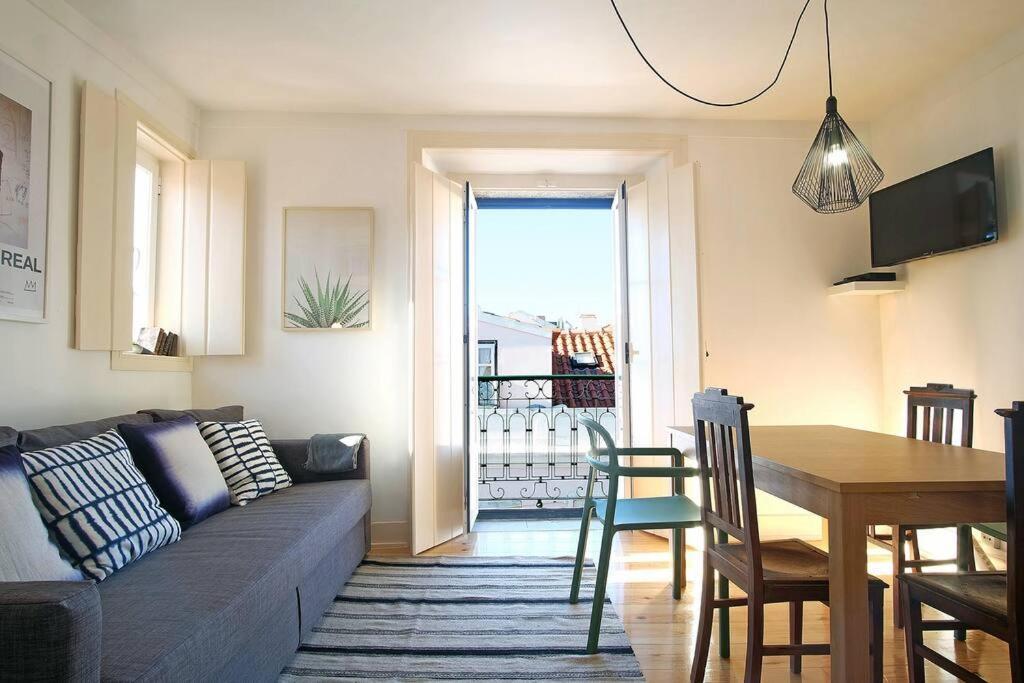Bh4E-3Br With View In Heart Of Bairro Alto - Bright Apartment Lisbon Exterior photo